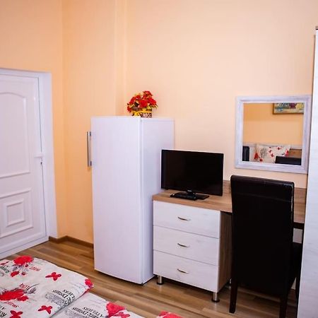 Lucky 2 Hotel Pavel Banea Exterior foto
